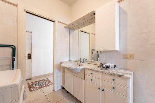 Verdi Apartment - image 11