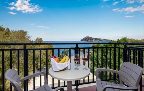 Margarita Beach Hotel 1