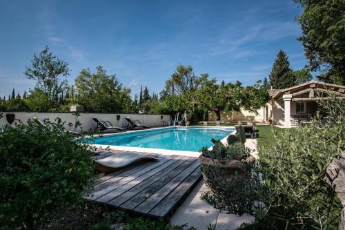 Maison de campagne à Fontaine de Vaucluse - piscine privée - Location saisonnière - Saumane-de-Vaucluse