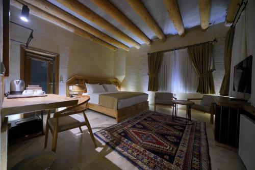 room detail thumbnail 1