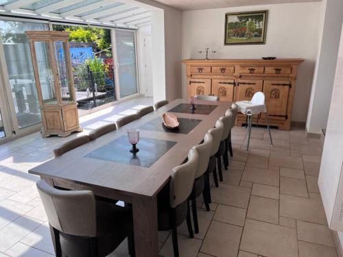 Létesítmények, Comfortabele woning mét omheinde tuin aan water voor 12 p (Comfortabele woning met omheinde tuin aan water voor 12 p) in Oostburg