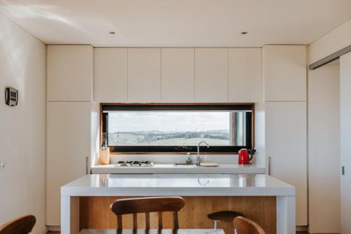 One Tree Hill Wilson prom and Ocean views in Tūra