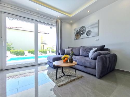 Seka apartments with a pool 4