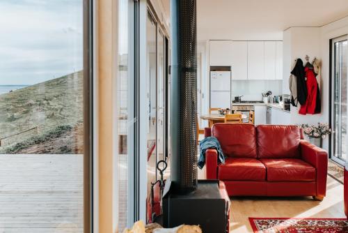 One Tree Hill Wilson prom and Ocean views in Tūra