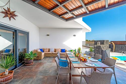 Faciliteiten, Villa Inma Calero by Villa Plus in Costa Calero