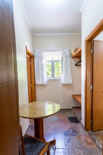 Standard Triple Room image 2