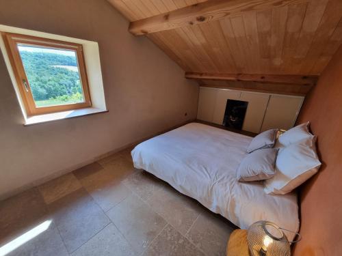 4 bedrooms, 4 beds