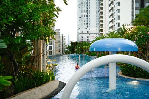 Estella Heights Saigon City View 2BR Apartment & Pool, Ho Chi Minh City