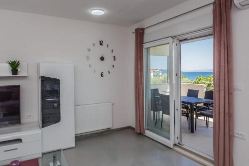 Beach apartment Anđela A2 - image 2