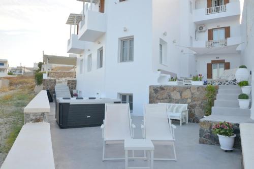 Ostria Hotel  - image 12
