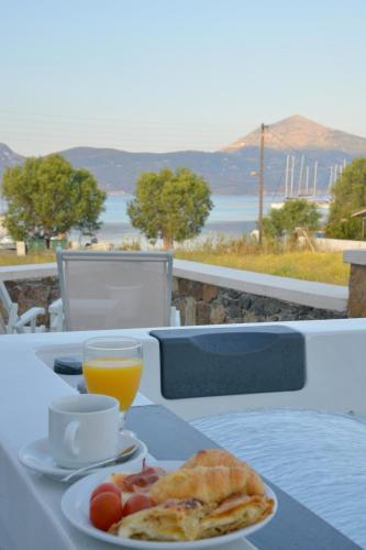 Ostria Hotel  - image 2