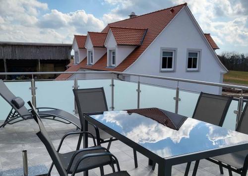 ระเบียง/ชานเรือน, Ferienhof Gutmichel in ฟอยชท์วาเงิน