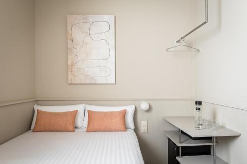 Condal by Pillow - image 8