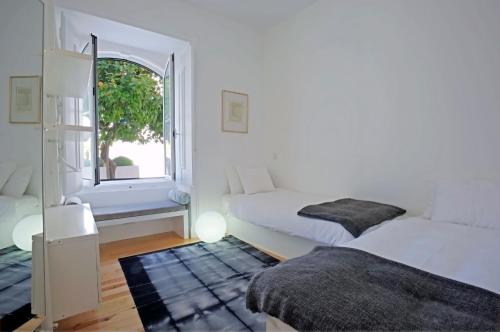 Portas do Castelo Apartment - image 5