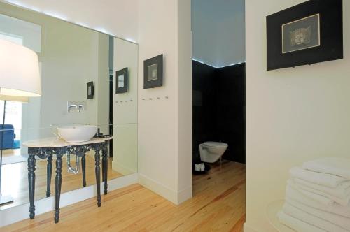 Portas do Castelo Apartment - image 8