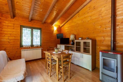 Villaggio Anemone - Chalet Castagno