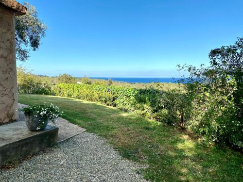 Villa panorama maquis et mer, plage à 1,5 Km