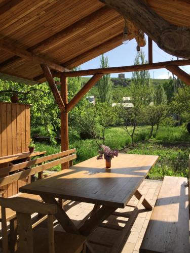 Apple Tree Family Home (ECO)