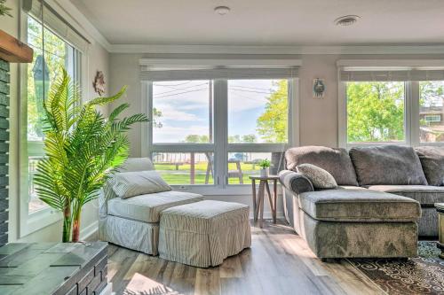 Lovely Belle Center Cottage on Indian Lake! in Belle Center, USA