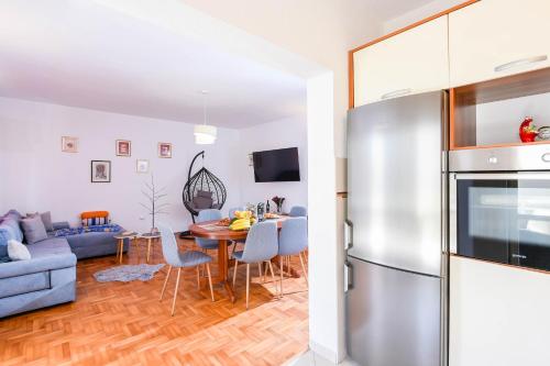 廚房, Apartments Sandra in 奧雷比奇