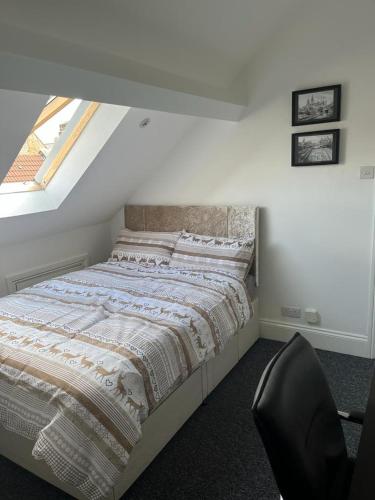 2 Bed flat near Old Market, Bristol City Centre in Lawrence Hill