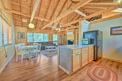 Deck & Mogollon Rim Views: Secluded Payson Cabin, Payson (Foto 9)