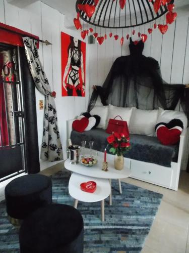 DOL' IN LOVE Love room BDSM 4 étoiles