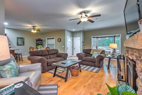 Country Cottage Less Than 3 Mi to Dale Hollow Lake! in Byrdstown, USA