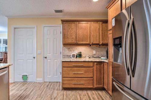 Pet-Friendly Home in The Villages about 1 Mi to Golf! in The Villages, USA
