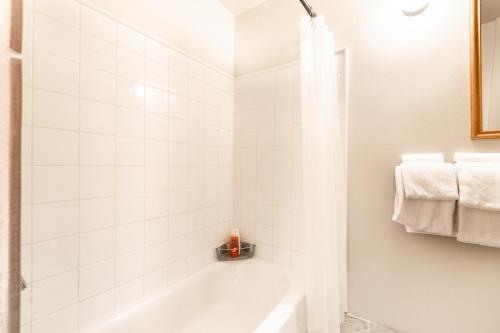 Prospector Square by White Pines – Park City, UT