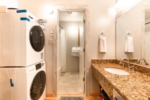 Prospector Square by White Pines – Park City, UT