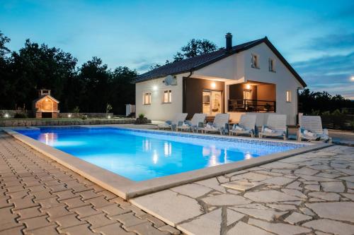 Villa Jelena with pool & playground