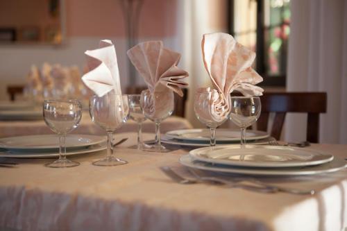 Hotel Albergo Ristorante Il Ciclope - image 13
