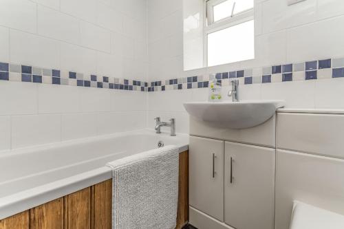 Fisher Cottage - main image