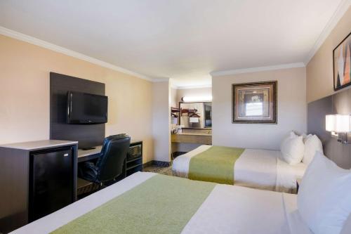 SureStay Hotel by Best Western Rockdale