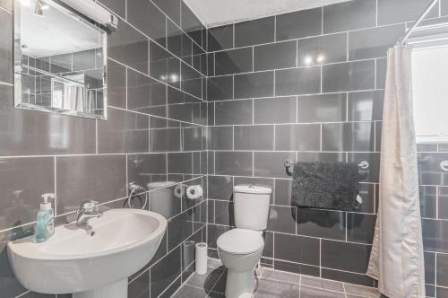 Beefs Park Farm Annexe - image 11