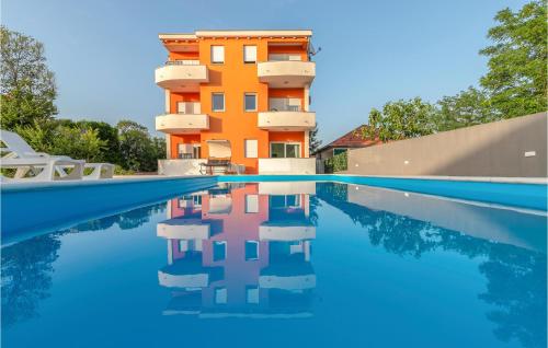 Beautiful Home In Bibinje With Outdoor Swimming Pool, Wifi And Heated Swimming Pool - Location saisonnière - Bibinje