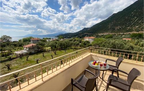 정원, Beautiful Apartment In Nafpaktos in 스칼로마 (포키스)