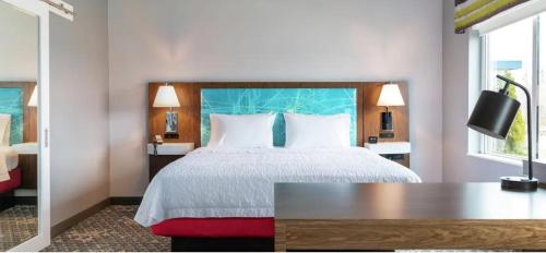 . Hampton Inn Midland, On
