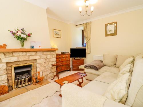 13 Bowbridge Lock - image 4