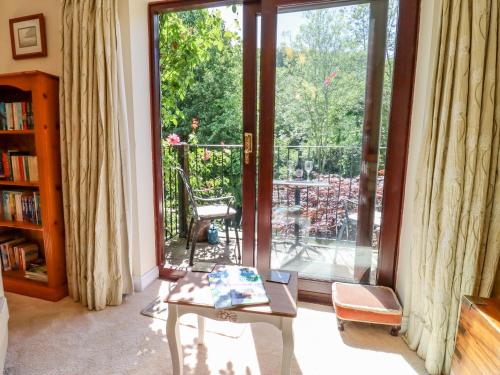 13 Bowbridge Lock - image 14