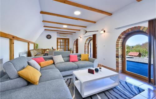 Nice Home In Ljubescica With Sauna in Moždenec