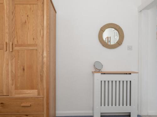 2 Rockmount - image 4