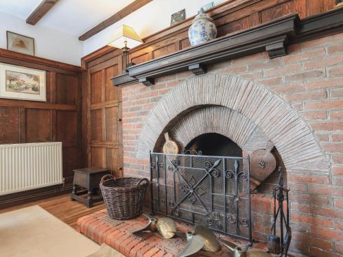Links Cottage - image 14