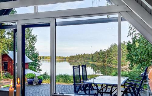 Stunning Home In Figeholm With House Sea View - Kråkemåla