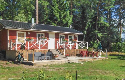 . Nice Home In Blsta With 1 Bedrooms, Sauna And Internet