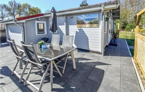  2 Bedroom Awesome Home In Heinkenszand in heinkenszand