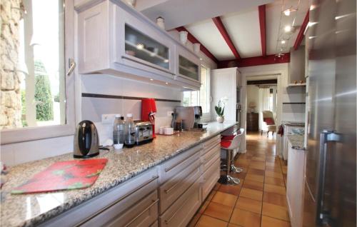 Konyha, Gorgeous Home In Condorcet in Condorcet