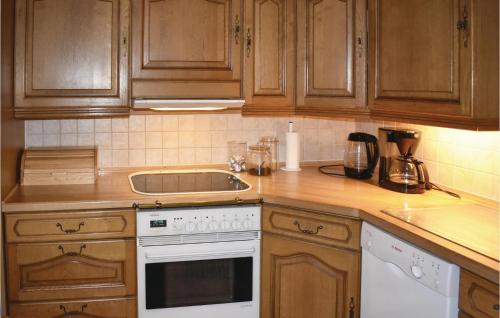 Kitchen, 3 Bedroom Stunning Home In Vimmerby in Vimmerby