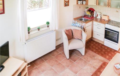 Kitchen, 1 Bedroom Stunning Apartment In Khlungsborn in Ostseebad Kuhlungsborn